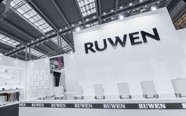 Globale Modemarke führt RFID in 1.200 Filialen ein